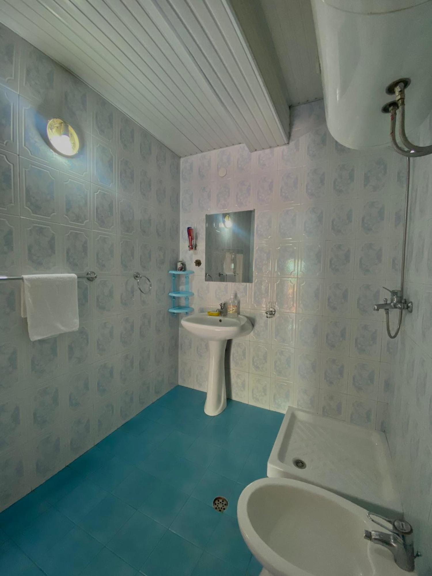 Teo'S Guest House เบราท ภายนอก รูปภาพ